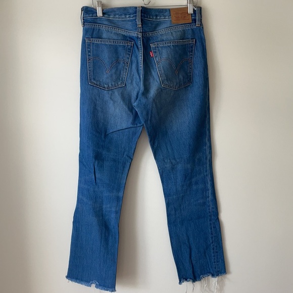 Levi’s Straight Leg Jeans - Picture 4 of 13